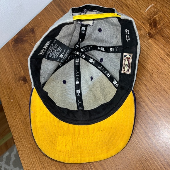 LA Lakers OS - Picture 5 of 12